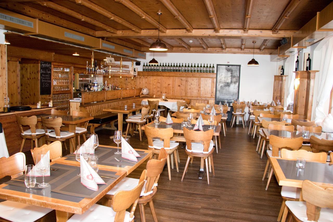 查曼纳住宿加早餐酒店 阿罗萨 外观 照片